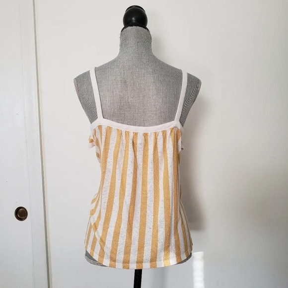 Old Navy Women S Yellow Striped Ruffle Tank Sleeve - Picture 4 of 7